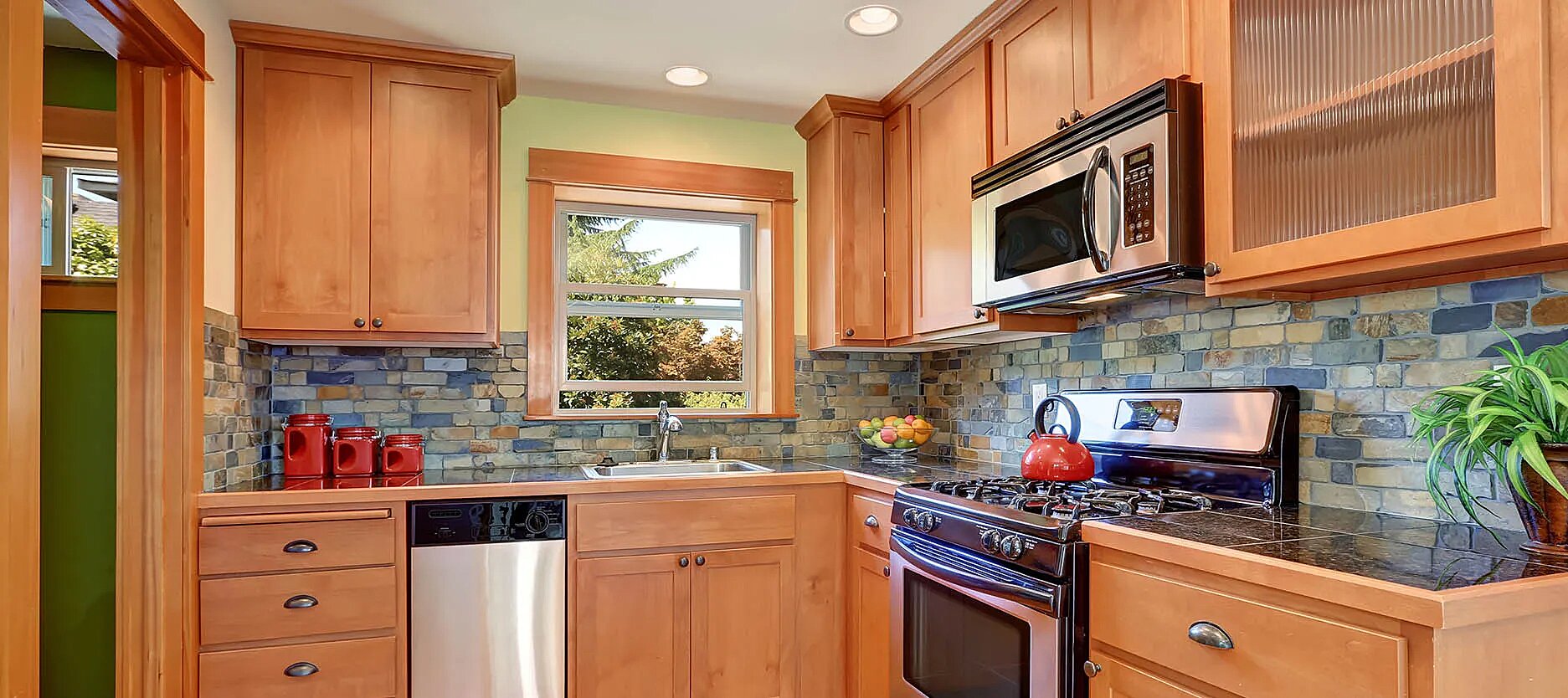 11 Stylish Kitchen Colour Combinations You'll Love 11 Stylish Kitchen Colour Combinations You'll Love