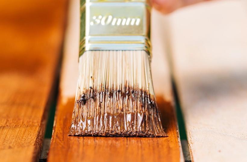 10 Tips for Choosing the Best Paint for Painted Wood Furniture 